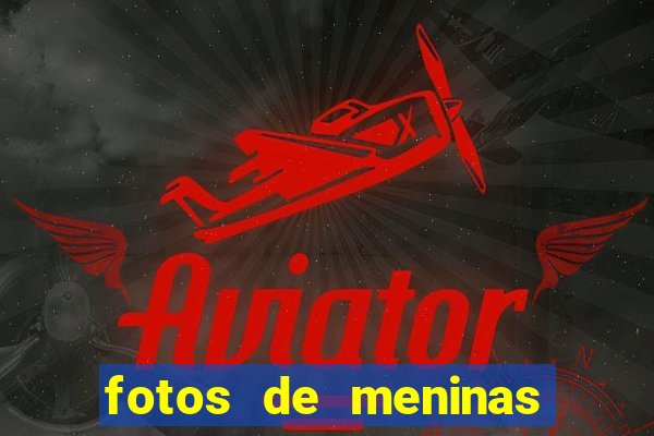 fotos de meninas cacheadas no espelho